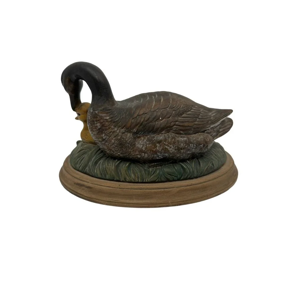 Unbranded Canada Goose Figurine Small‎ Brown Good Vintage Rustic Bird Decor